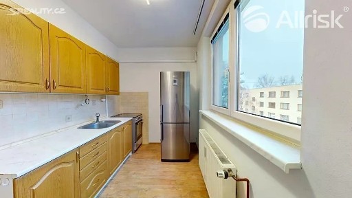 Pronájem bytu 1+1 42 m²