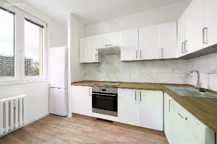Pronájem bytu 2+1 45 m² Středoškolská, Ostrava - Zábřeh