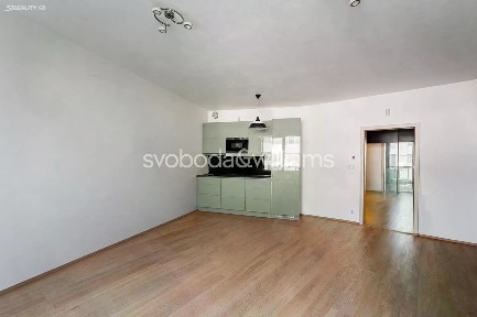 Prodej bytu 1+kk 39 m² Vojenova, Praha - Libeň