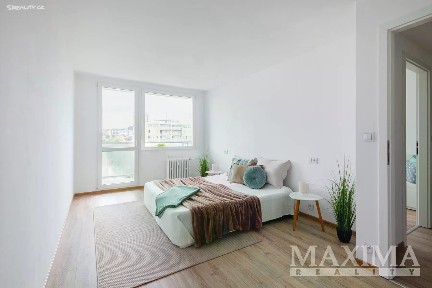 Prodej bytu 4+kk 80 m² Při trati, Praha - Michle