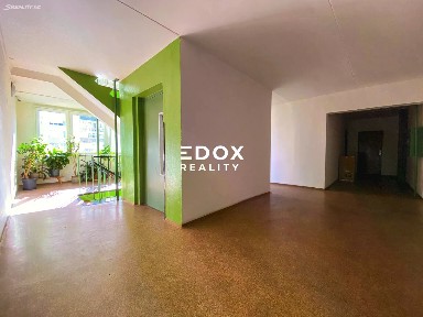 Prodej bytu 3+kk 60 m² V průčelí, Praha - Chodov