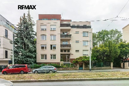 Prodej bytu 2+kk 41 m² Na Petřinách, Praha - Břevnov