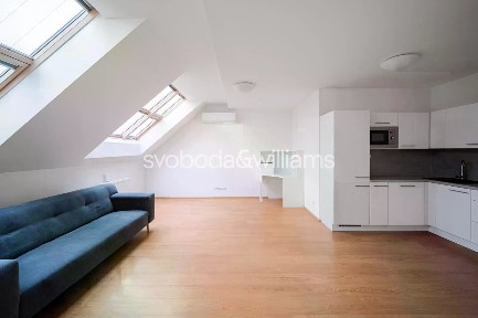 Prodej bytu 2+kk 68 m²