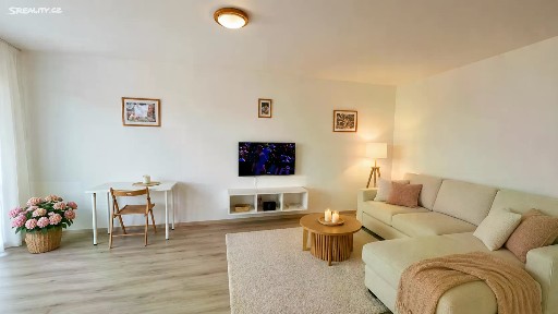 Prodej bytu 1+kk 44 m² Vyletalova, Praha - Letňany