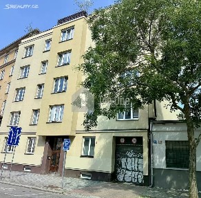 Prodej bytu 2+kk 52 m² Osadní, Praha - Holešovice