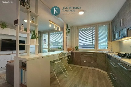 Prodej bytu 3+kk 61 m² Habartická, Praha - Střížkov
