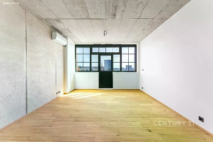 Prodej bytu 1+kk 42 m² Kolbenova, Praha - Vysočany