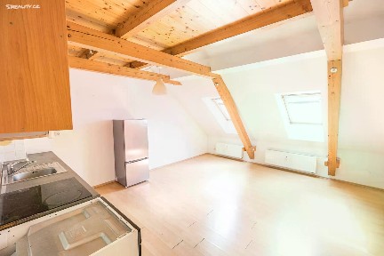 Prodej bytu 2+1 81 m² Šafaříkova, Praha - Vinohrady