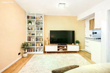 Pronájem bytu 2+kk 40 m² Masarykova, Roztoky