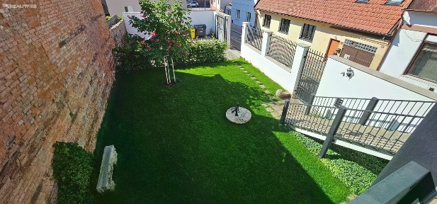 Pronájem bytu 3+kk 84 m² nám. Arnošta z Pardubic, Český Brod