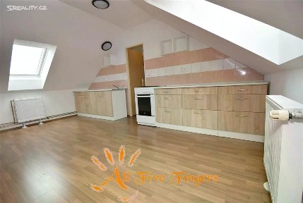 Pronájem bytu 2+kk 59 m² Husova, Zdice