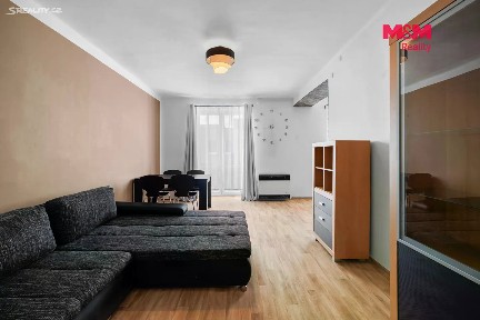 Pronájem bytu 2+1 62 m² Máchova, Slaný