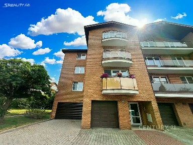 Pronájem bytu 3+1 81 m² Za Sídlištěm, Dolní Břežany