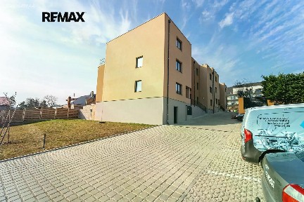 Pronájem bytu 1+kk 33 m² Vinařská, Beroun - Beroun-Město