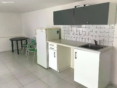 Pronájem bytu 1+kk 24 m² Hakenova, Poděbrady - Poděbrady III