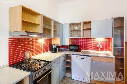Pronájem bytu 1+1 60 m² Šimáčkova, Praha - Holešovice