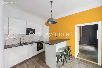 Pronájem bytu 5+1 180 m² Prokopská, Praha - Malá Strana