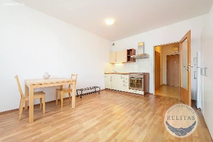 Pronájem bytu 1+kk 31 m² Podkovářská, Praha - Vysočany