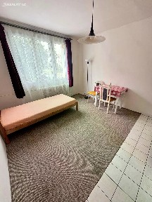 Pronájem bytu 1+kk 25 m² Gercenova, Praha - Hostivař