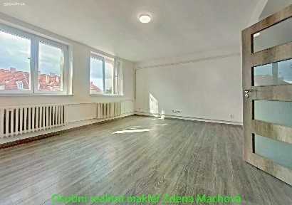 Pronájem bytu 2+1 70 m² U druhé baterie, Praha - Břevnov