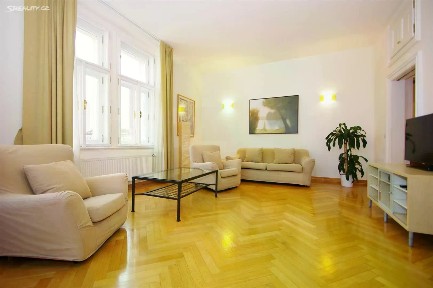 Pronájem bytu 2+kk 73 m² Újezd, Praha - Malá Strana
