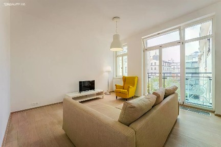 Pronájem bytu 3+1 82 m² Jungmannova, Praha - Nové Město