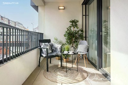 Pronájem bytu 2+kk 56 m² Jankovcova, Praha - Holešovice