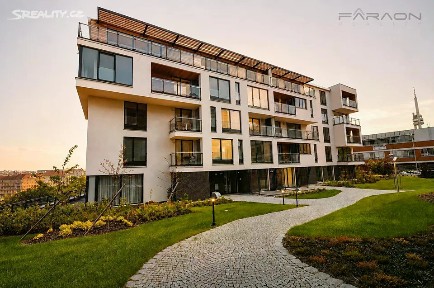 Pronájem bytu 3+kk 121 m² Italská, Praha - Vinohrady