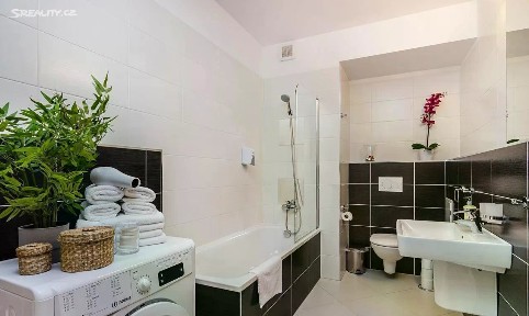 Pronájem bytu 2+kk 52 m² Zakšínská, Praha - Střížkov