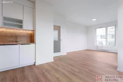 Pronájem bytu 3+kk 72 m² Divíškové, Praha - Hlubočepy
