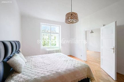 Pronájem bytu 4+1 146 m² Čerchovská, Praha - Vinohrady