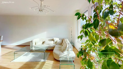 Pronájem bytu 3+kk 75 m² Nad Okrouhlíkem, Praha - Libeň