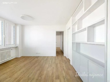 Pronájem bytu 3+1 68 m² V zápolí, Praha - Michle