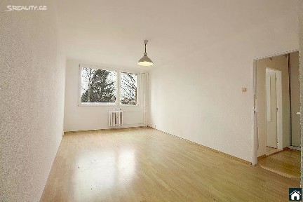 Pronájem bytu 2+kk 45 m² Ouholická, Praha - Čimice