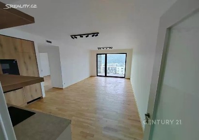 Pronájem bytu 2+kk 72 m² Mezi Vodami, Praha - Modřany