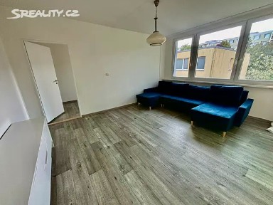 Pronájem bytu 3+1 60 m² Harrachovská, Praha - Střížkov