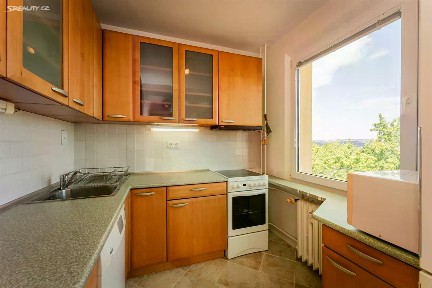 Pronájem bytu 3+1 68 m² Plamínkové, Praha - Nusle