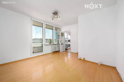Pronájem bytu 1+1 38 m² Vratislavská, Praha - Bohnice