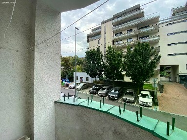 Pronájem bytu 2+kk 47 m² V mezihoří, Praha - Libeň