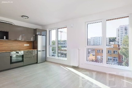 Pronájem bytu 1+kk 38 m² Bukačova, Praha - Vysočany