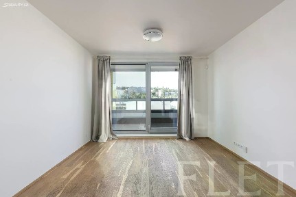 Pronájem bytu 1+kk 33 m² Kurta Konráda, Praha - Libeň