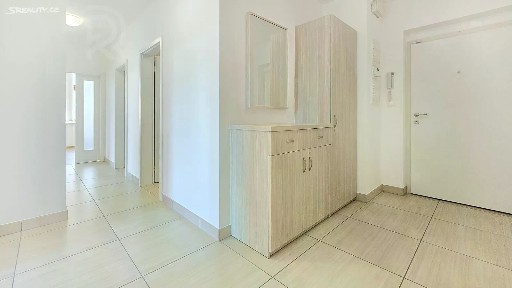 Pronájem bytu 3+kk 73 m² Magistrů, Praha - Michle