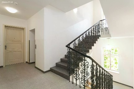 Pronájem bytu 2+kk 41 m² Seifertova, Praha - Žižkov