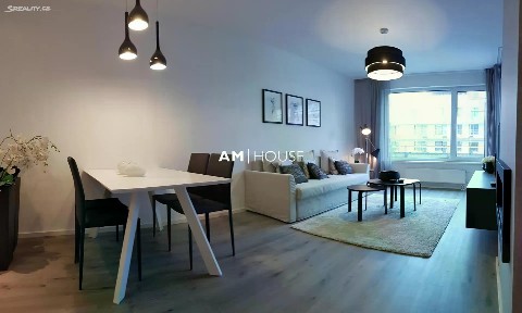 Pronájem bytu 2+kk 63 m² Zvěřinova, Praha - Strašnice