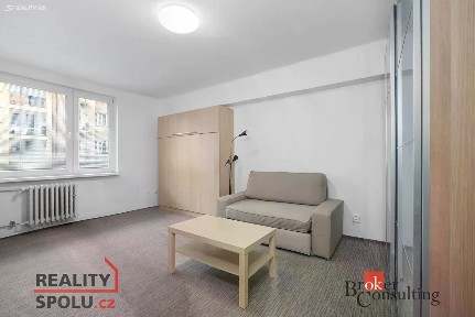 Pronájem bytu 1+1 40 m² U smaltovny, Praha - Holešovice