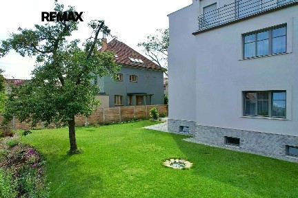 Pronájem bytu 2+kk 51 m² Na brázdě, Praha - Michle