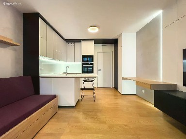 Pronájem bytu 1+kk 30 m² Vackové, Praha - Smíchov