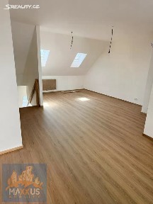 Pronájem bytu 2+kk 100 m² Chodská, Praha - Vinohrady