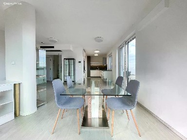 Pronájem bytu 2+kk 144 m²