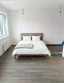Pronájem bytu 1+kk 32 m² Arnošta Staňka, Praha - Hostivař
